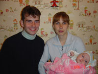 Пастор Сергей со своей женой Екатериной и их дочерью Викторией.