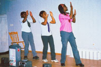 A dancing number of three Kenyan students